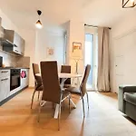 Loft Love Milano Design Max 4 People