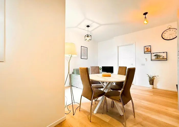 Loft Love Milano Design Max 4 People